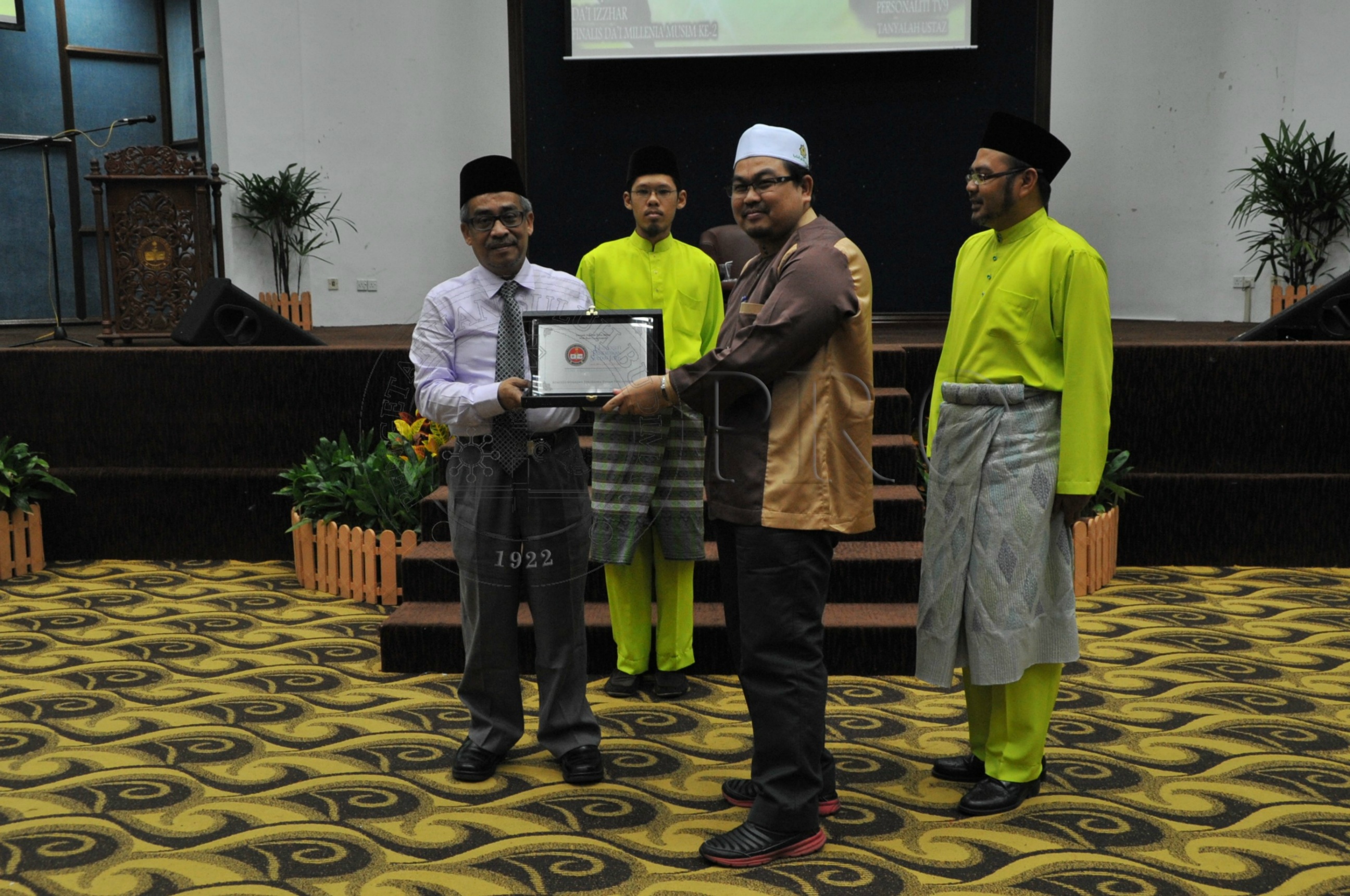 PRO 15 2 MAULIDUR PRO 4206